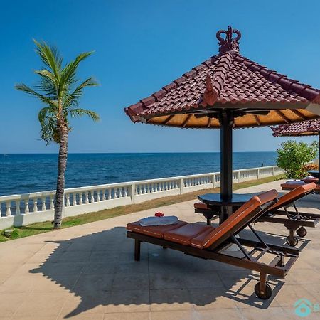Villa Namaste - Beachfront At Lovina 10P, Pool, Bbq Banjar  المظهر الخارجي الصورة