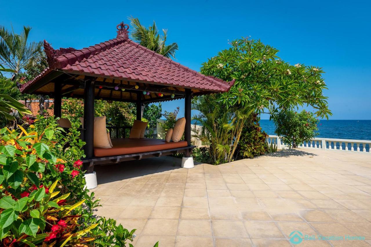 Villa Namaste - Beachfront At Lovina 10P, Pool, Bbq Banjar  المظهر الخارجي الصورة