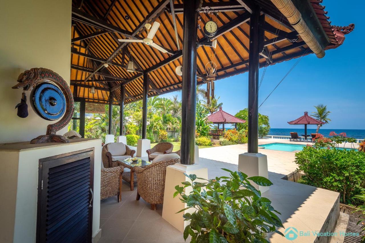 Villa Namaste - Beachfront At Lovina 10P, Pool, Bbq Banjar  المظهر الخارجي الصورة