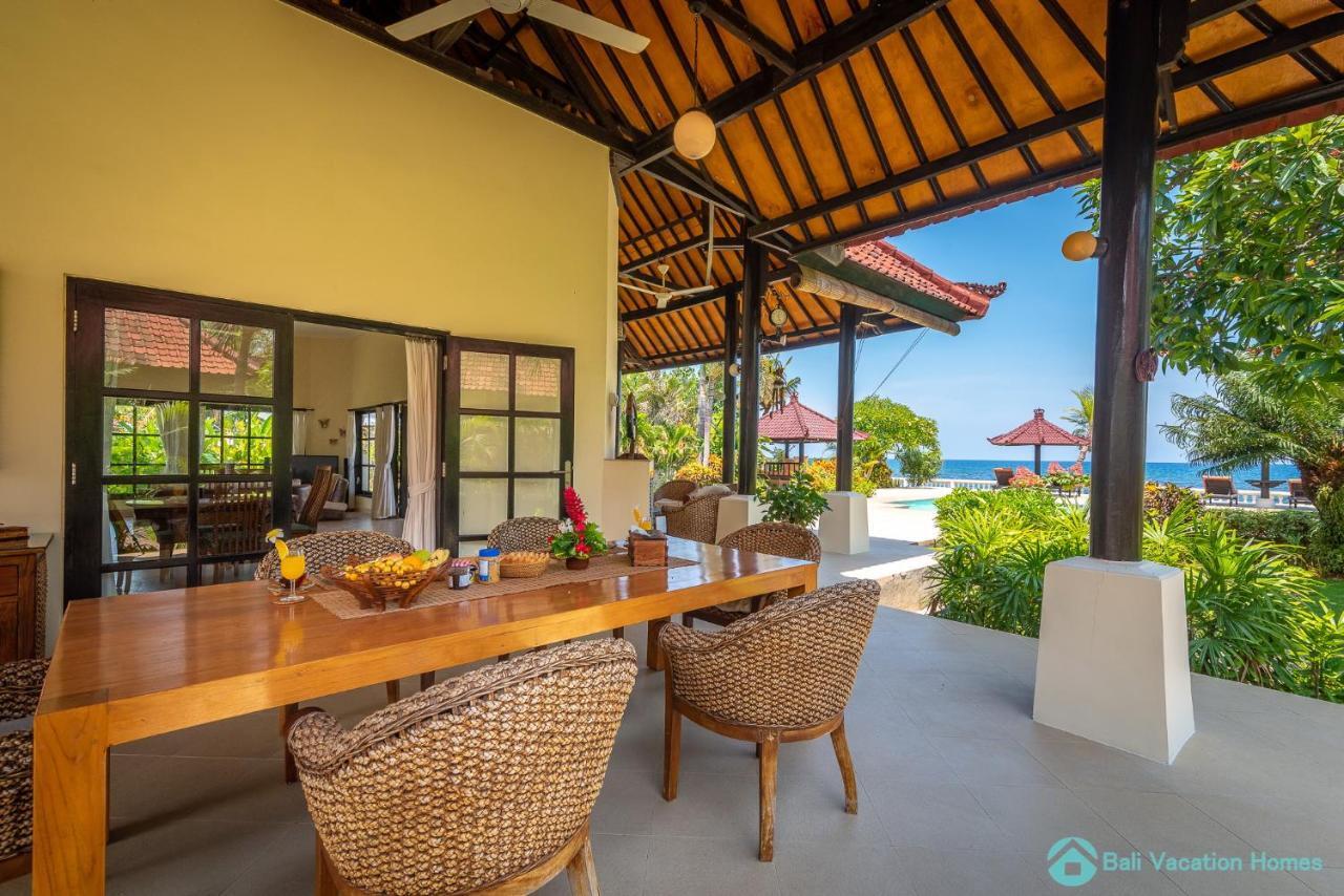 Villa Namaste - Beachfront At Lovina 10P, Pool, Bbq Banjar  المظهر الخارجي الصورة