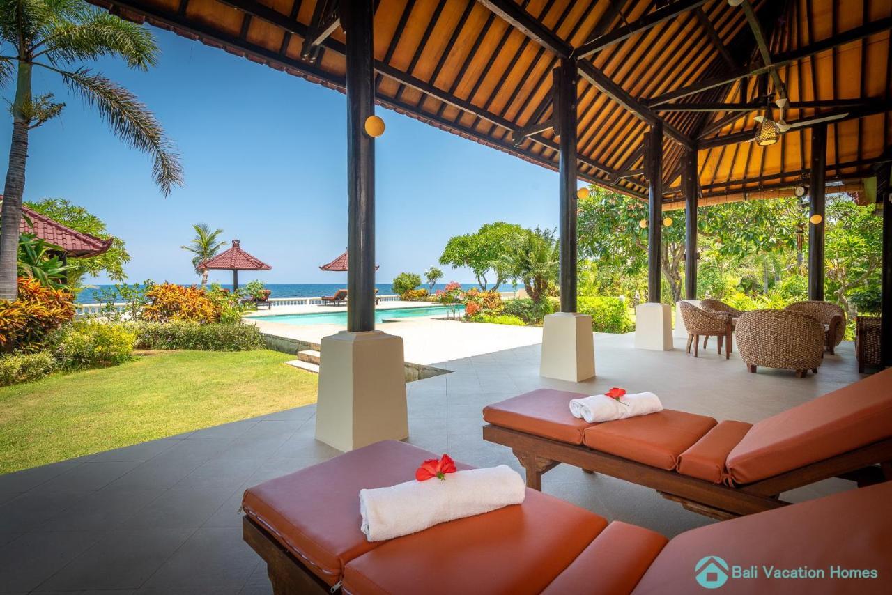 Villa Namaste - Beachfront At Lovina 10P, Pool, Bbq Banjar  المظهر الخارجي الصورة