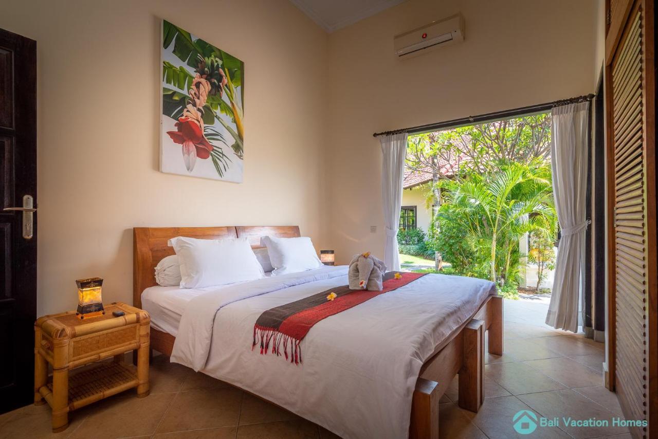 Villa Namaste - Beachfront At Lovina 10P, Pool, Bbq Banjar  المظهر الخارجي الصورة
